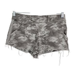 Spanx Cutoff Camo Raw Hem Shorts Womens Size Small S
